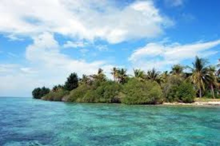 Lawata Beach Trip Packages