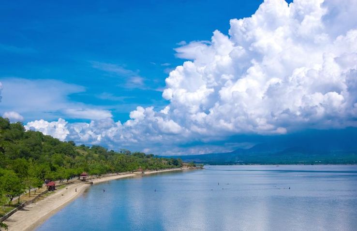 Lawata Beach Trip Packages