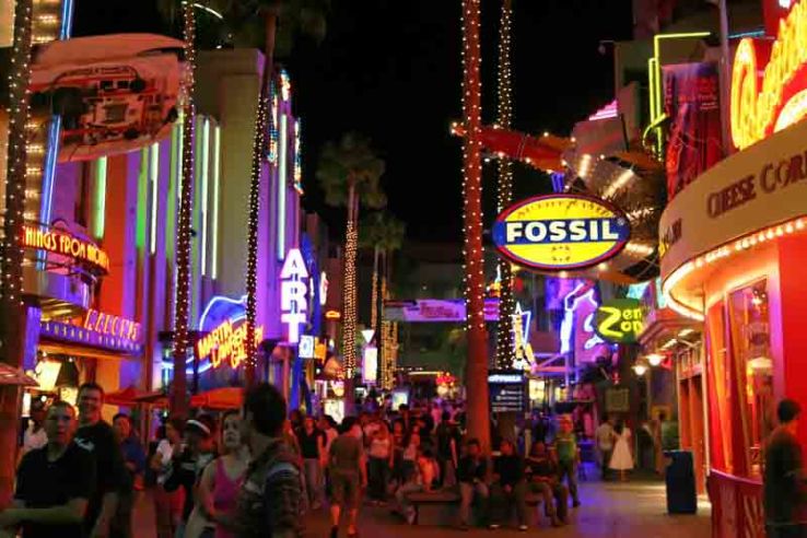 Universal Studios & CityWalk Trip Packages