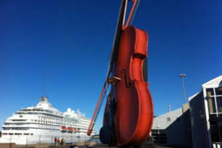 Worlds Largest Fiddle Trip Packages