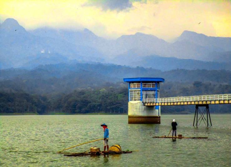 Seloromo reservoir Trip Packages