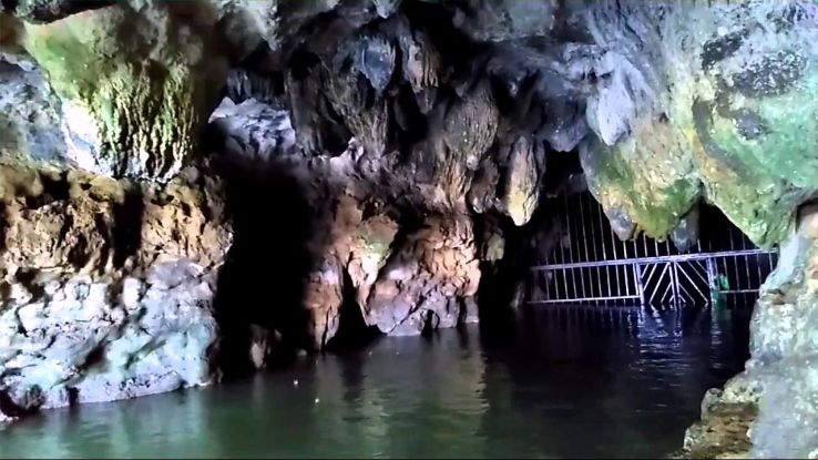 Gua Wareh cave Trip Packages