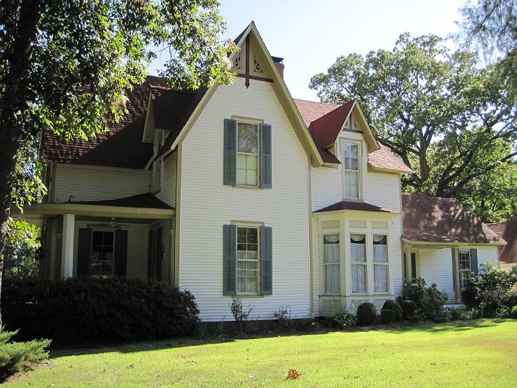 Bartlett Museum Trip Packages