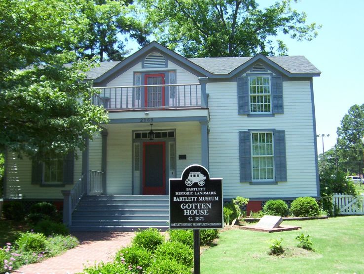 Bartlett Museum Trip Packages