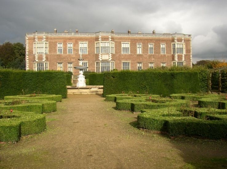 Temple Newsam Trip Packages