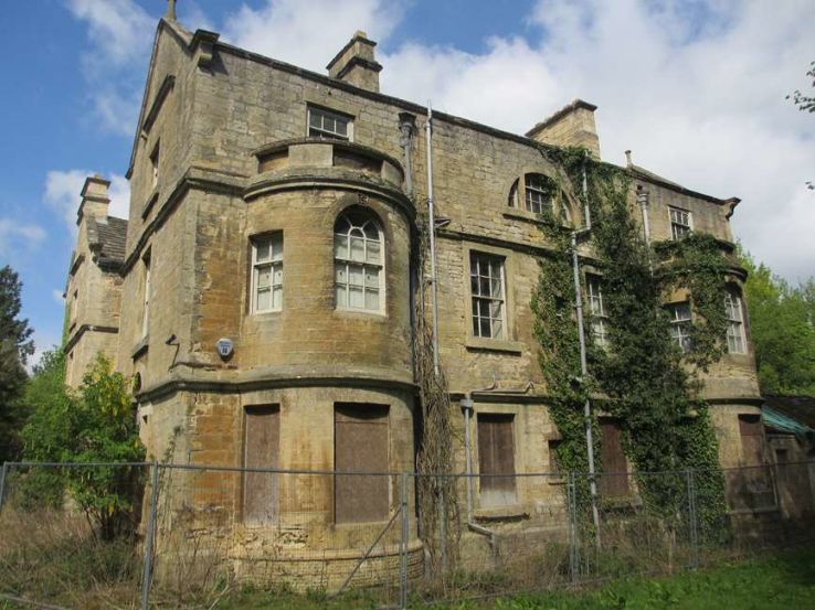 Bramham Park Trip Packages