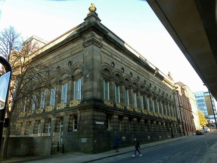 Leeds City Museum Trip Packages