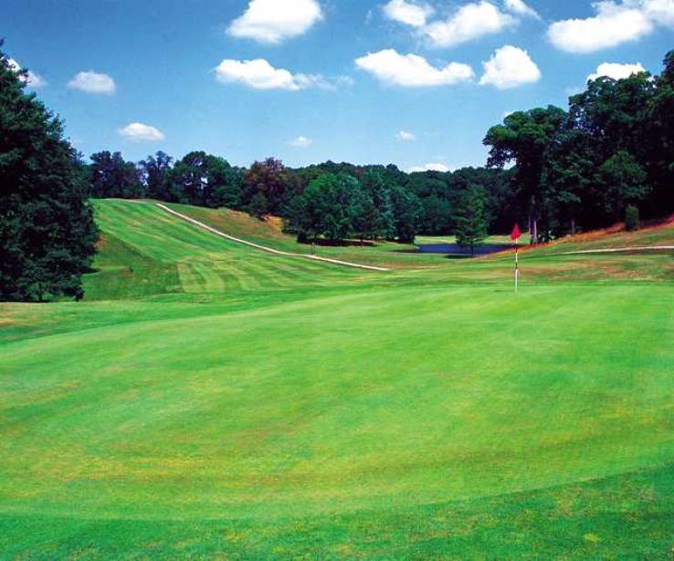 Christmas Lake Golf Course Trip Packages