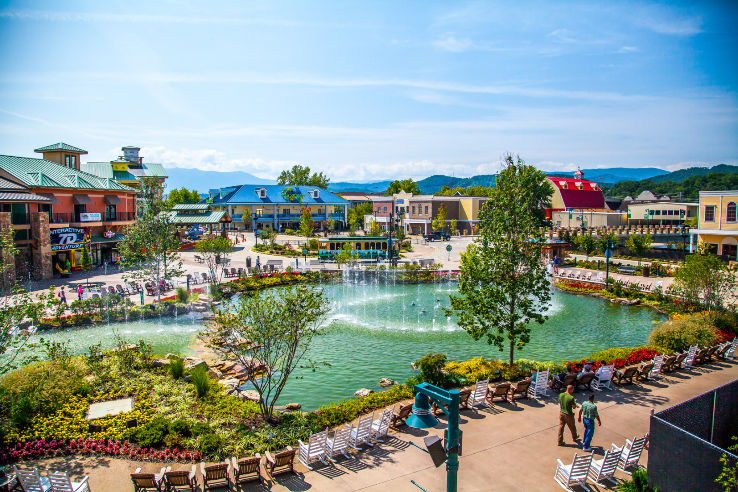 The Island in Pigeon Forge Trip Packages