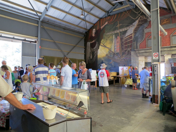Albany Boatshed Markets Trip Packages
