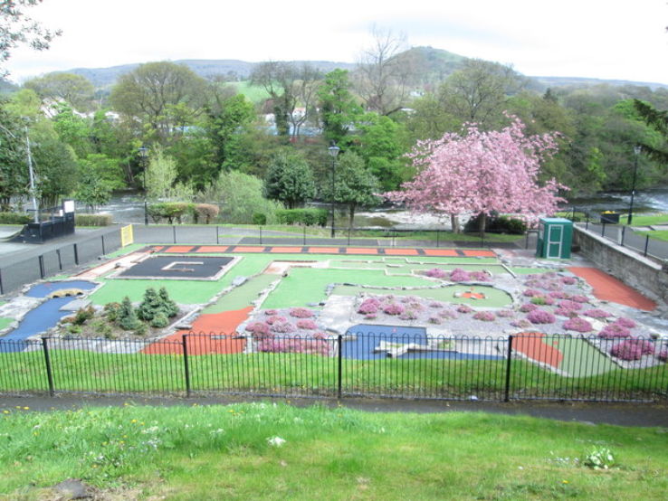 Riverside Park Trip Packages