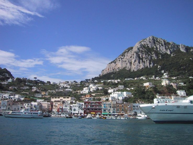 Island of Capri Trip Packages