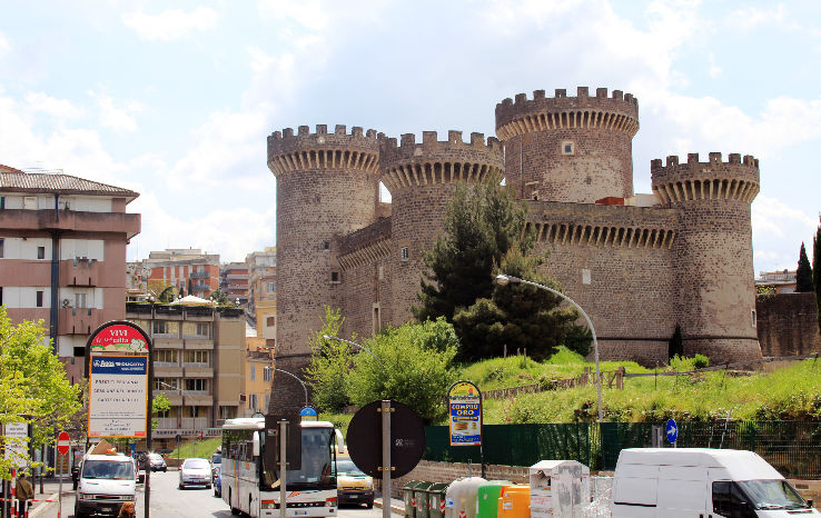 Rocca Pia Trip Packages
