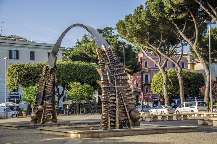 Arco dei Padri Costituenti Trip Packages