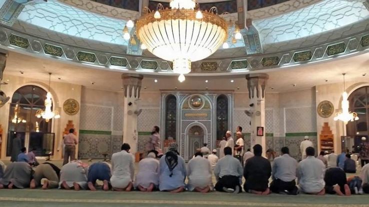 Al Rahma Mosque Trip Packages