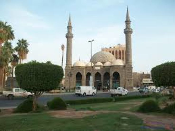 Anbariya Mosque Trip Packages