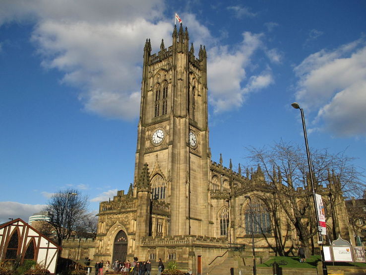 Manchester Cathedral Trip Packages