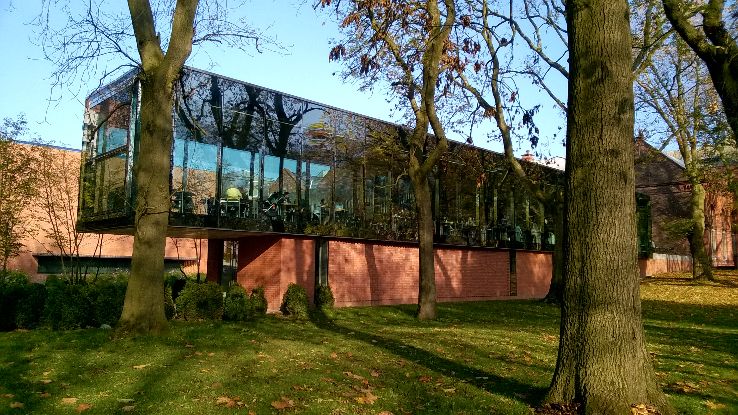 Whitworth Art Gallery Trip Packages