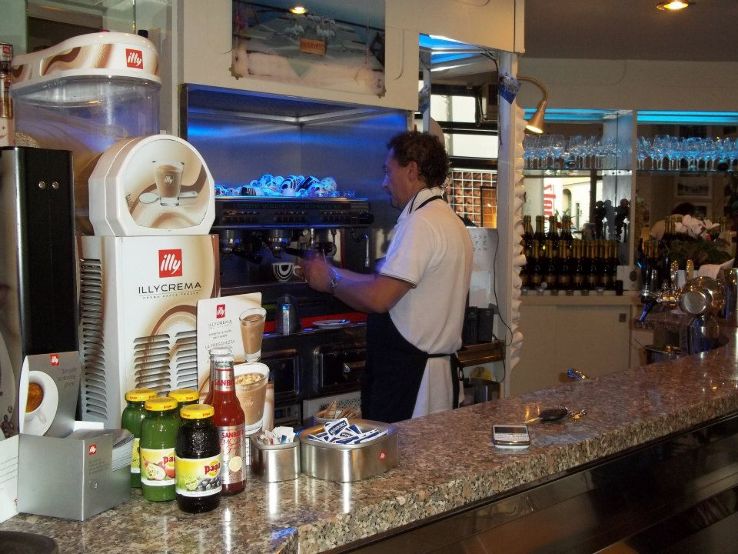 Colmon Trip Packages