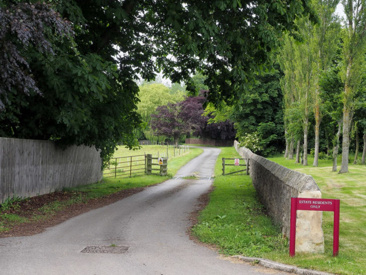 Lambton Castle Trip Packages