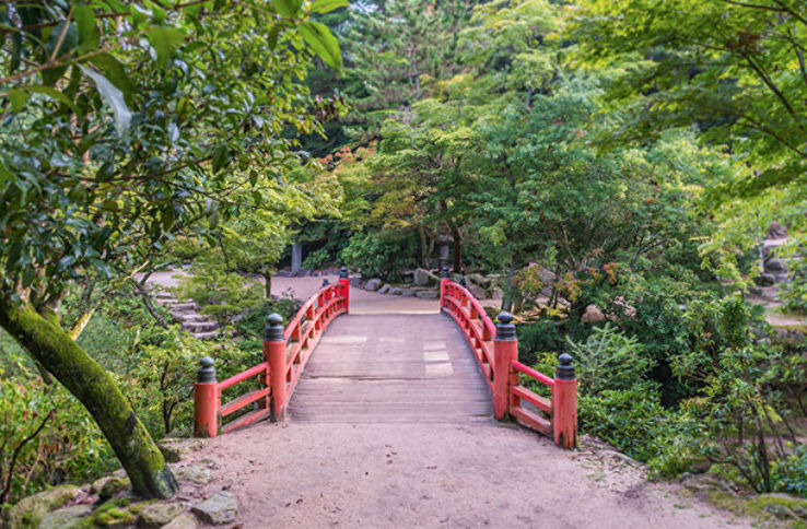 Childrens Peace Monument Trip Packages