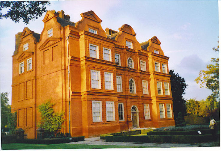 Kew Palace Trip Packages