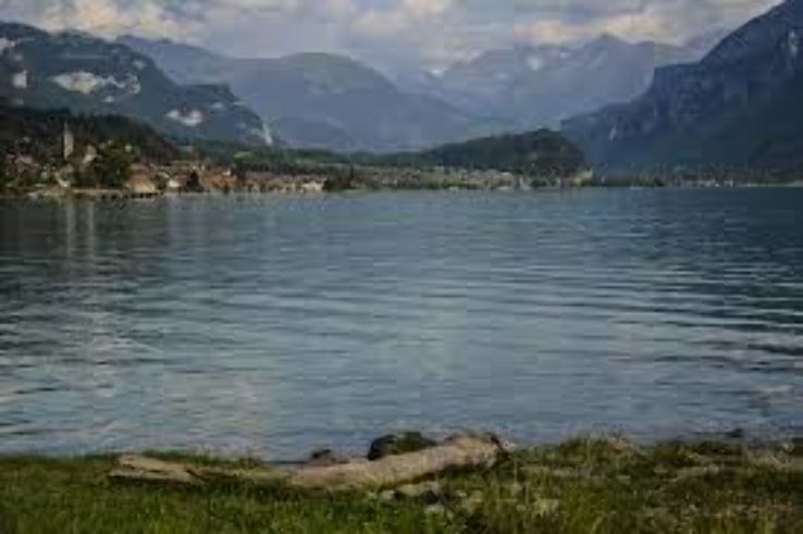 Lake Brienz Trip Packages