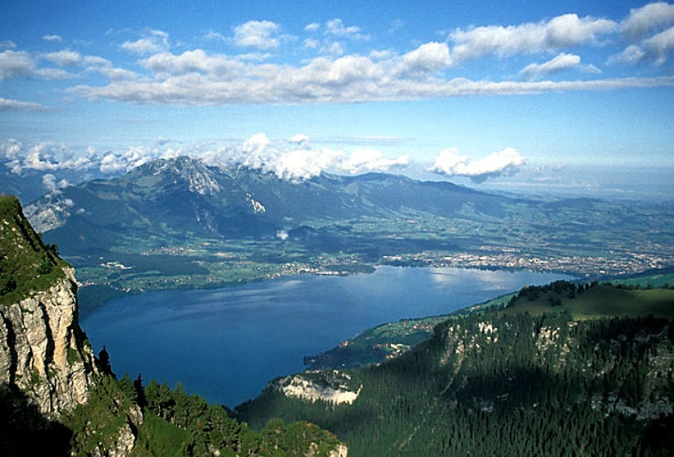 Lake Thun Trip Packages