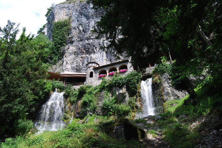 St Beatus Caves  Trip Packages