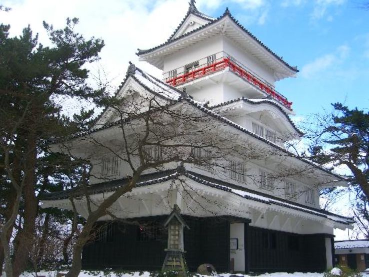 Akita Castle Trip Packages