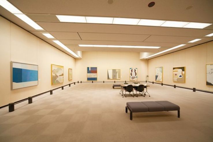  Akita Senshu Museum of Art Trip Packages