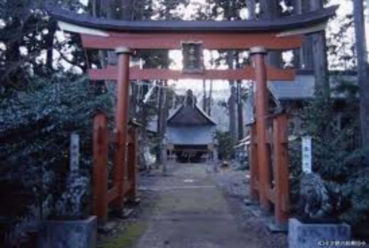 Karamatsu Shrine Trip Packages