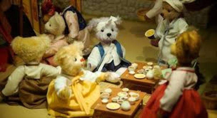 Izu Teddy Bear Museum Trip Packages