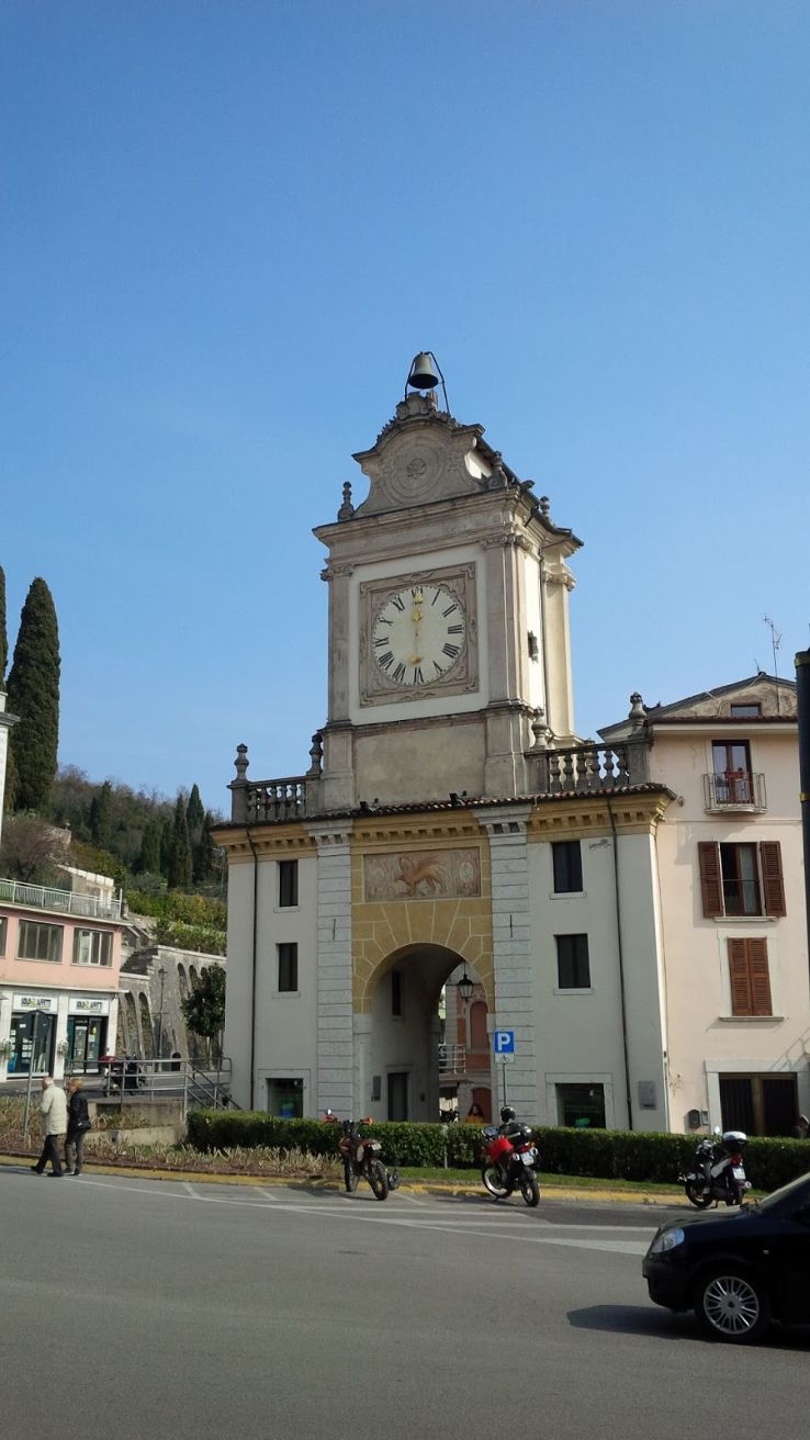 Torre dell orologio di Salo Trip Packages