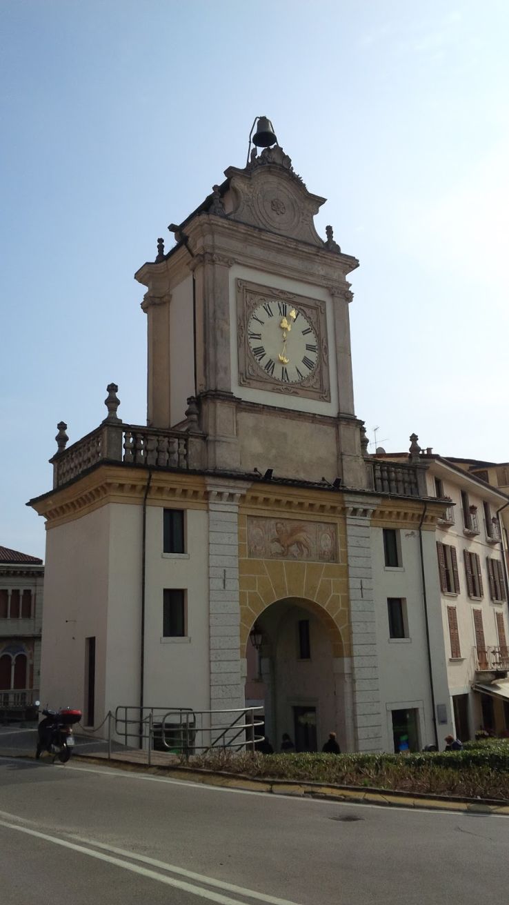 Torre dell orologio di Salo Trip Packages