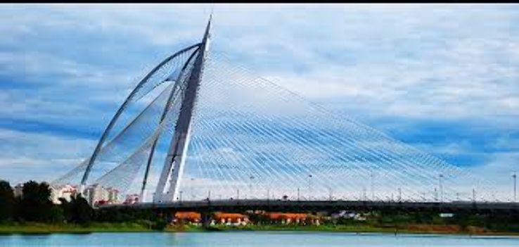 Putrajaya Bridge Trip Packages