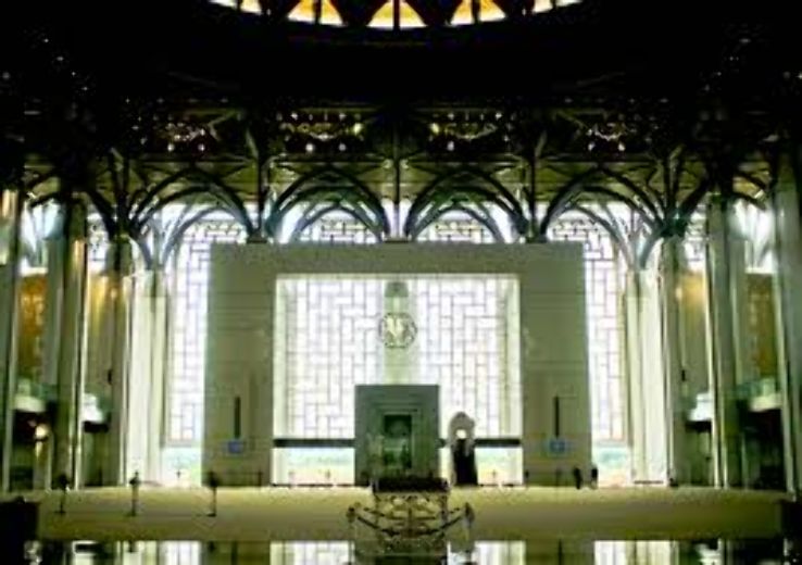 Masjid Tuanku Mizan Zainal Abidin - Masjid Besi Trip Packages