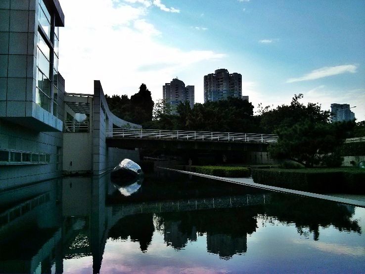 HeXiangning Art Gallery Trip Packages HeXiangning Art Gallery Trip Packages
