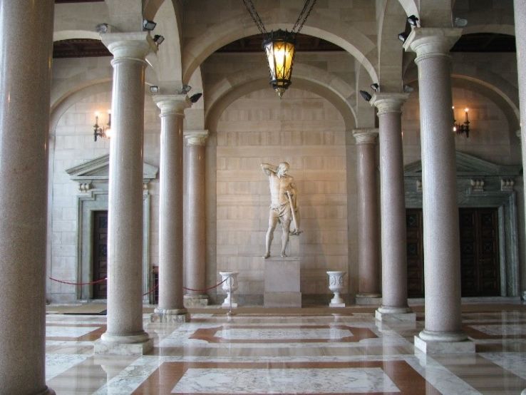 Bari Provincial Art Gallery Trip Packages
