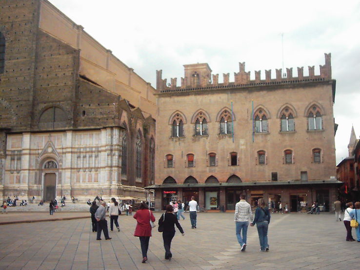 Piazza Maggiore Trip Packages