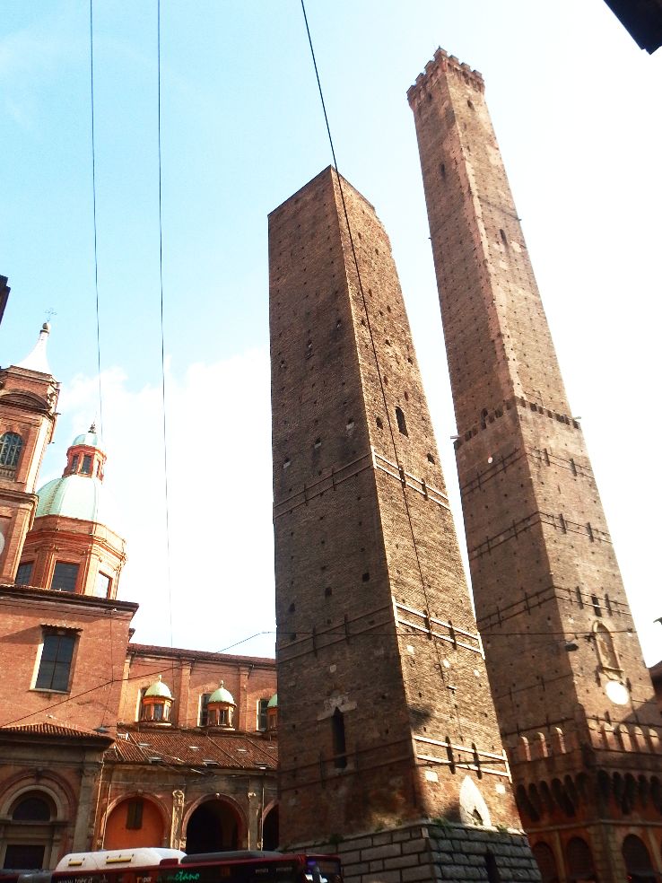 The leaning towers of Bologna Trip Packages