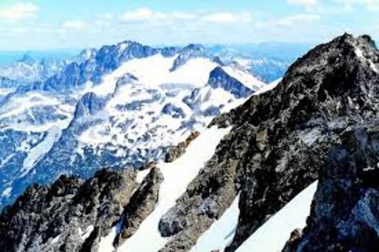 Logan Peak Trip Packages