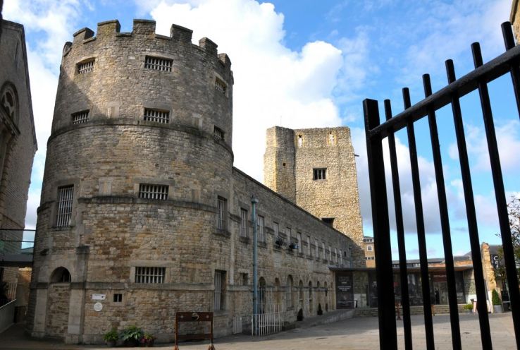 Oxford Castle Trip Packages