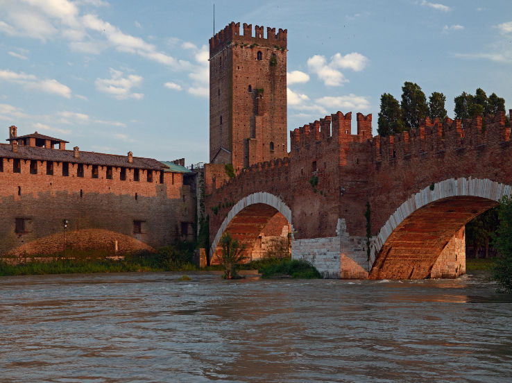 Castle Vecchio Trip Packages