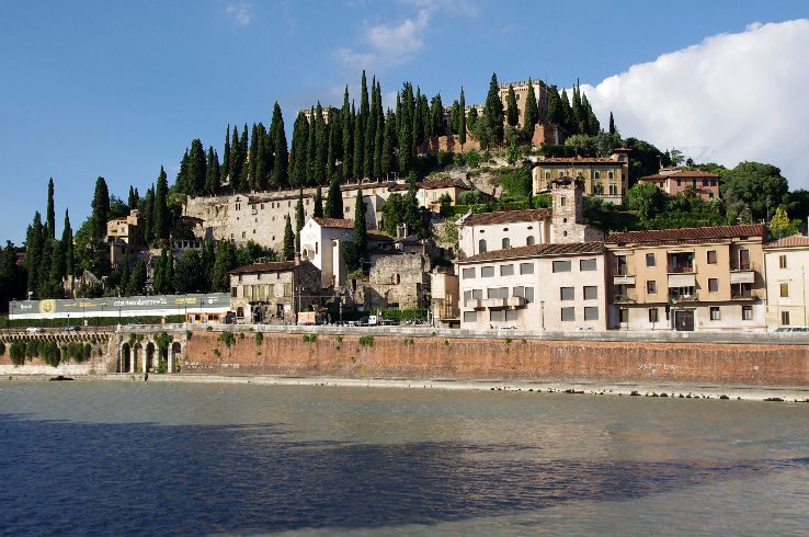 Castel San Pietro Trip Packages