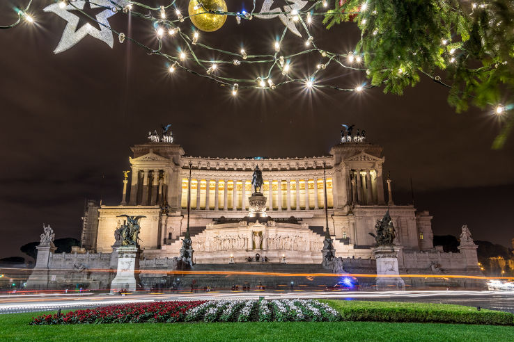 Piazza Venezia Trip Packages