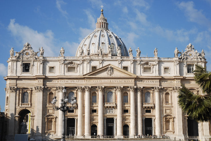 St. Peters Square Trip Packages