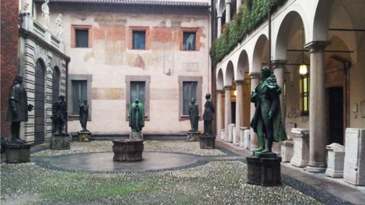 Biblioteca Ambrosiana Trip Packages