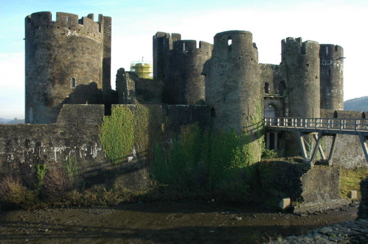 Caerphilly Castle Trip Packages