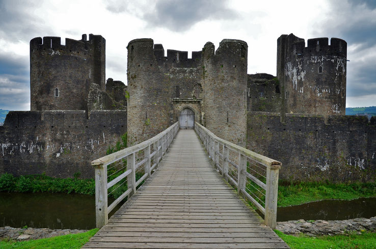 Caerphilly Castle Trip Packages